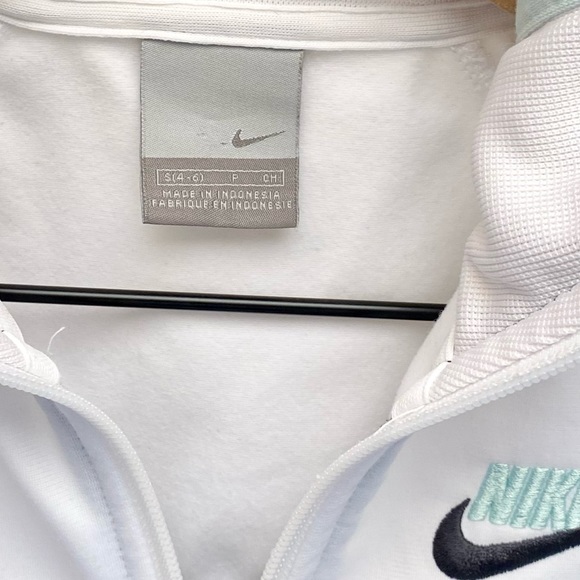 Nike zip up jacket workout athletic white greynavy teal stripe on left arm small - Picture 4 of 8